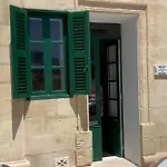 Stylish Typical Maltese Getaway Close To The Sea