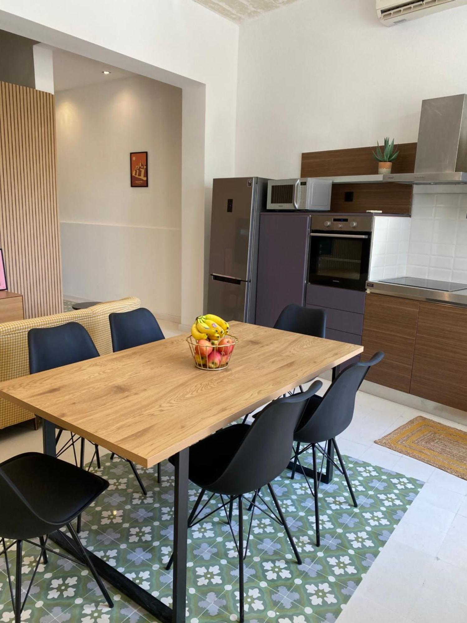 Apartment Stylish Typical Maltese Getaway Close To The Sea